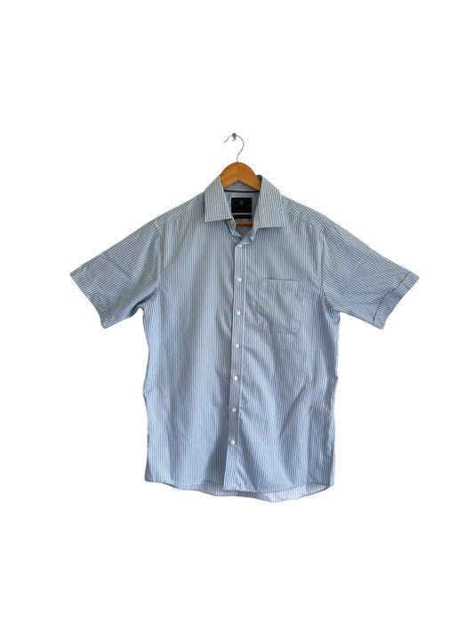 Light Blue Calm Fitting Button Up